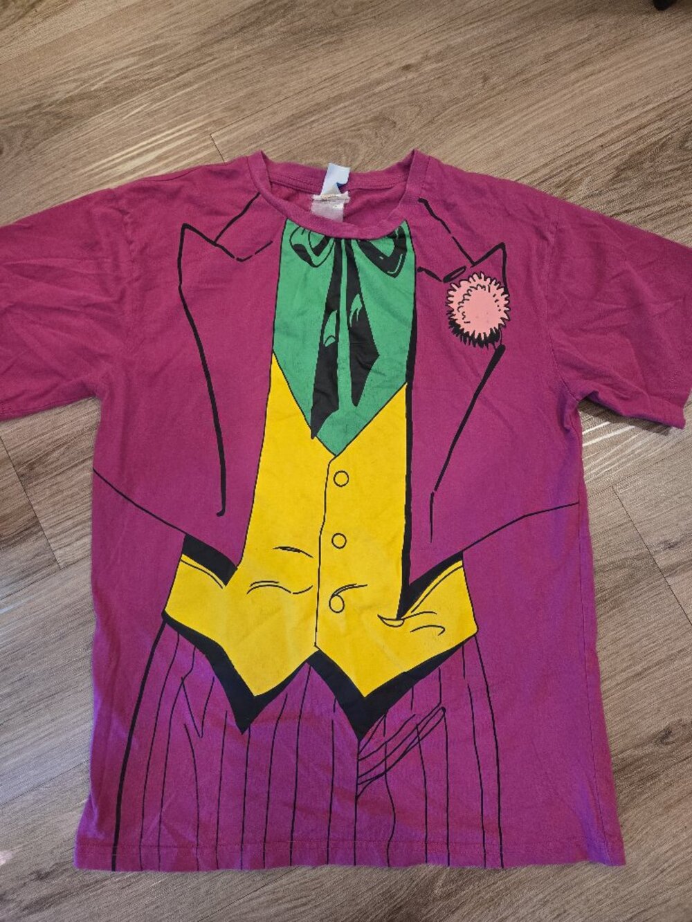 Vintage Batman DC Comics The Joker Suit Costume T-Shirt